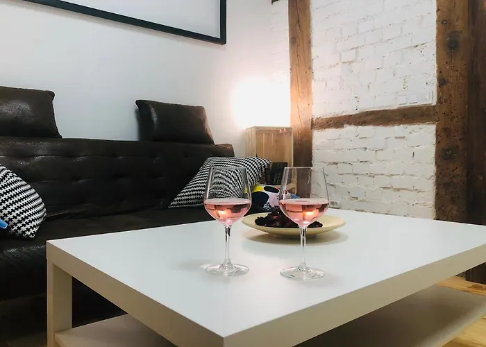 Apartamento con encanto en zona Tirso de Molina-Sol